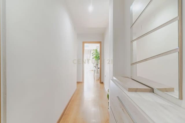 2 soveværelse Lejlighed til salg i Pinos Puente med garage - € 87.000 (Ref: 9756328)