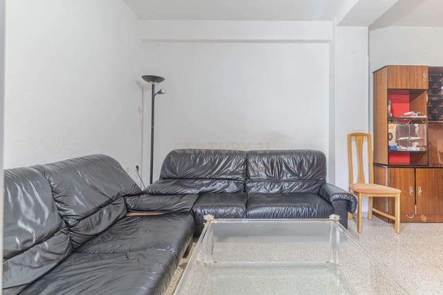 3 soverom Leilighet til salgs i Pajaritos - Plaza de Toros, Granada by - € 215 000 (Ref: 9758526)