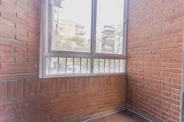 3 soverom Leilighet til salgs i Pajaritos - Plaza de Toros, Granada by - € 215 000 (Ref: 9758526)