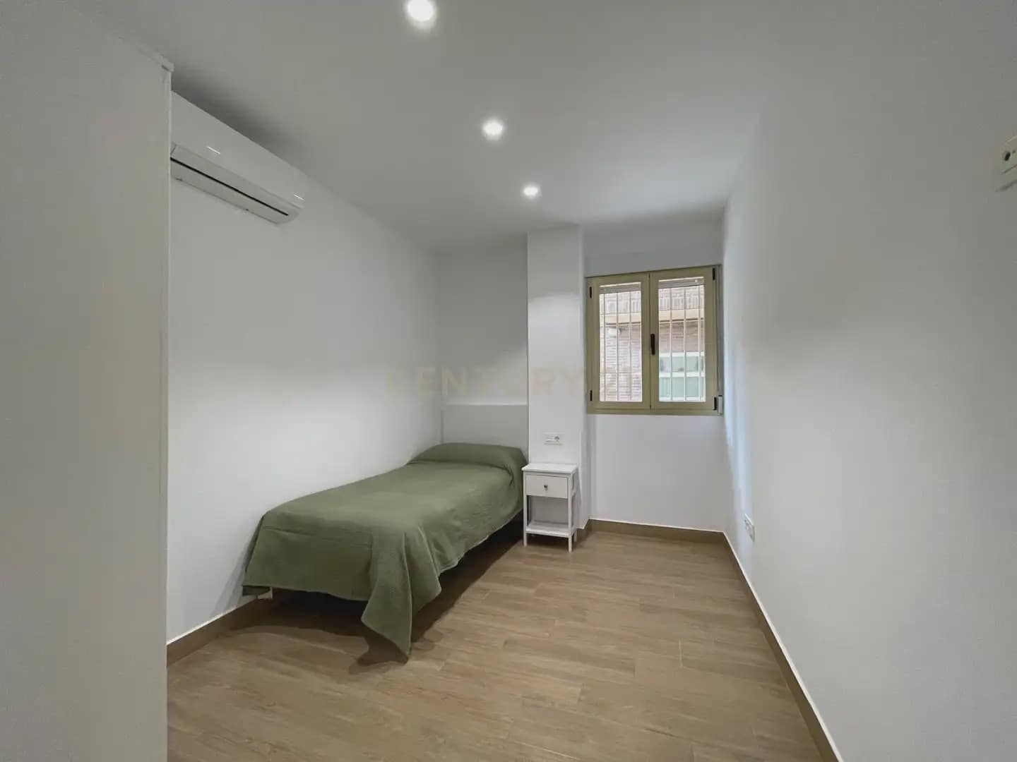 3 sypialnia Mieszkanie do wynajęcia w Miasto Grenada - 1 100 € (Ref: 9759424)