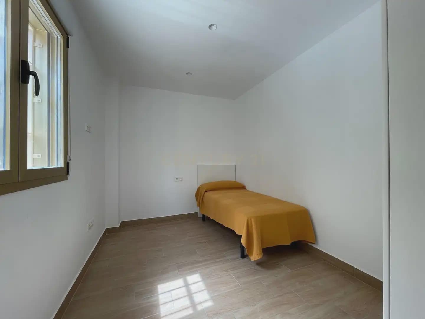 3 sypialnia Mieszkanie do wynajęcia w Miasto Grenada - 1 100 € (Ref: 9759424)