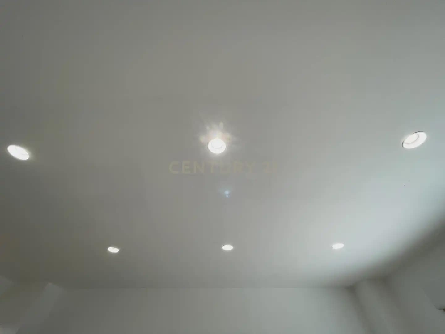 3 sypialnia Mieszkanie do wynajęcia w Miasto Grenada - 1 100 € (Ref: 9759424)