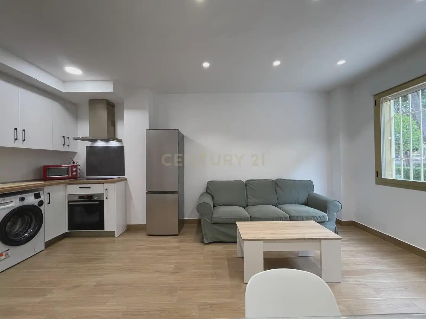 3 sypialnia Mieszkanie do wynajęcia w Miasto Grenada - 1 100 € (Ref: 9759424)