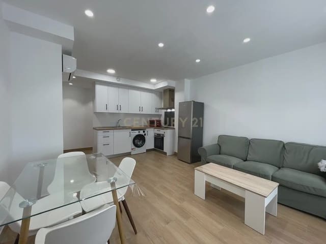 3 slaapkamer Flat te huur in San Francisco Javier, Granada stad - € 1.100 (Ref: 9759424)