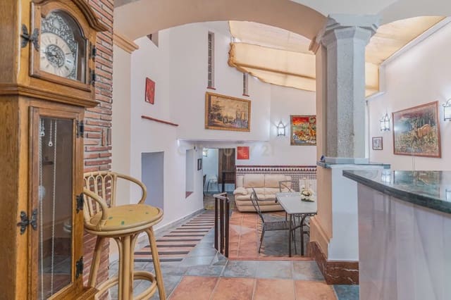 15 soverom Hotell til salgs i Alhama de Granada - € 425 000 (Ref: 9763444)