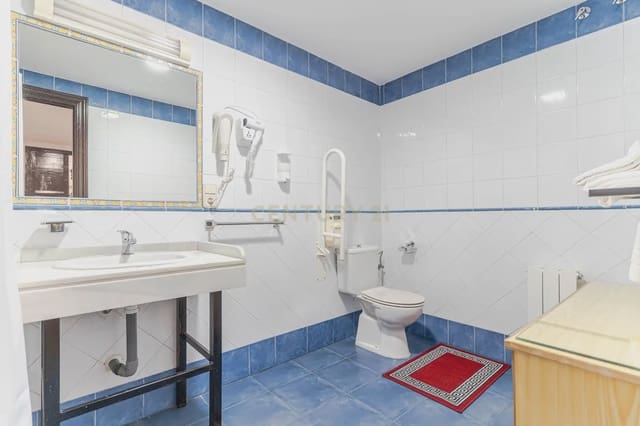 15 soverom Hotell til salgs i Alhama de Granada - € 425 000 (Ref: 9763444)