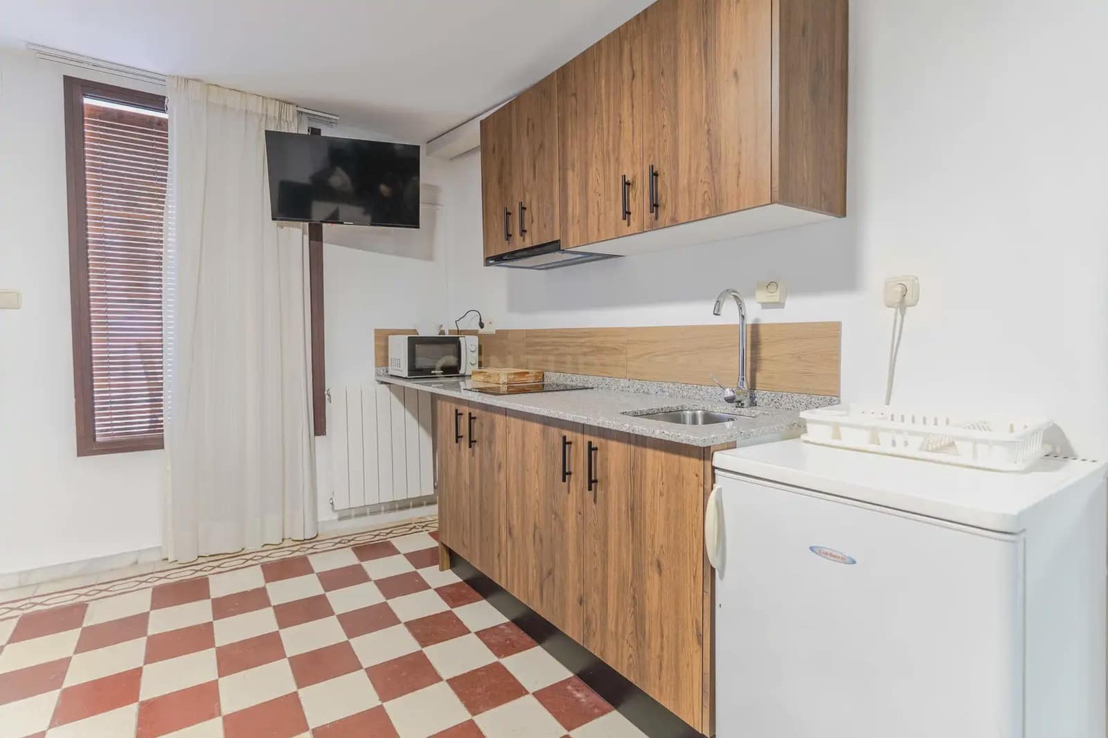 15 soverom Hotell til salgs i Alhama de Granada - € 425 000 (Ref: 9763444)