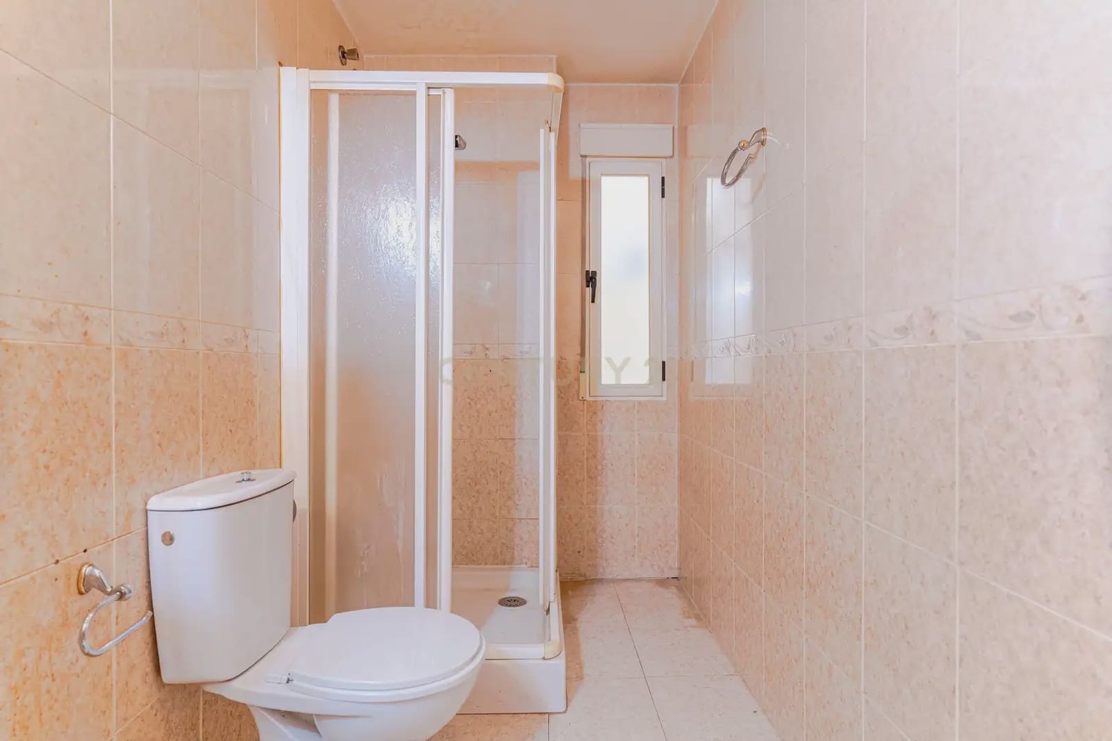 2 bedroom Apartment for sale in Las Gabias with garage - € 129,900 (Ref: 9763445)