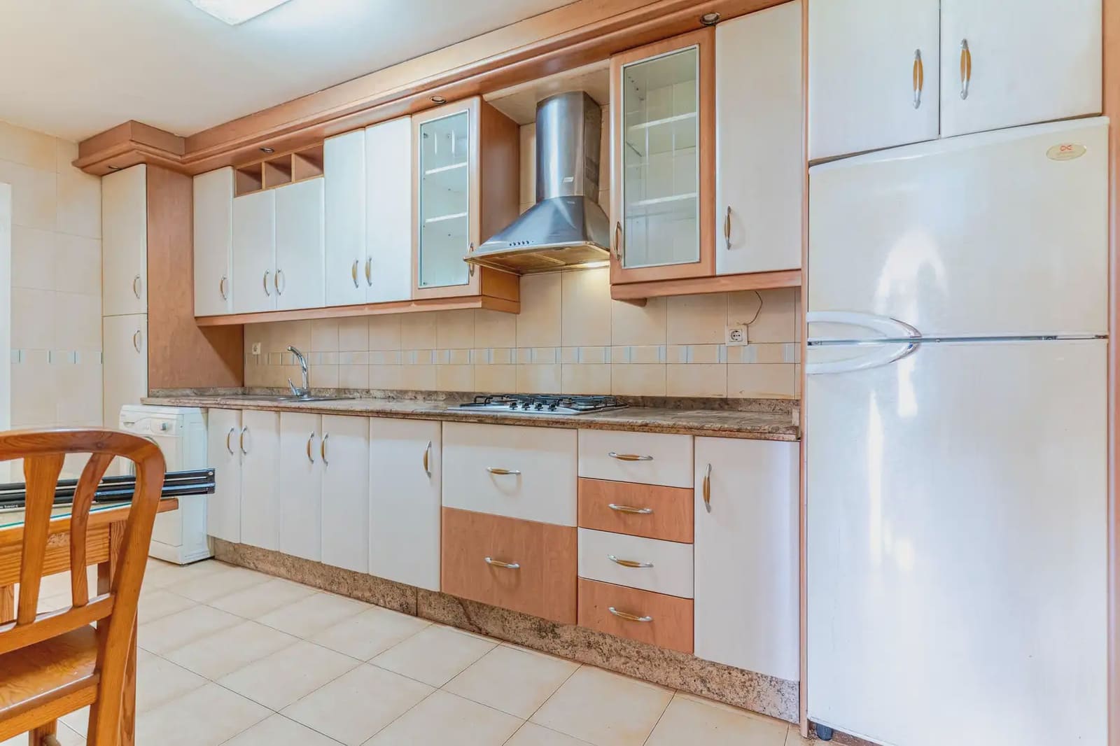 2 bedroom Apartment for sale in Las Gabias with garage - € 129,900 (Ref: 9763445)