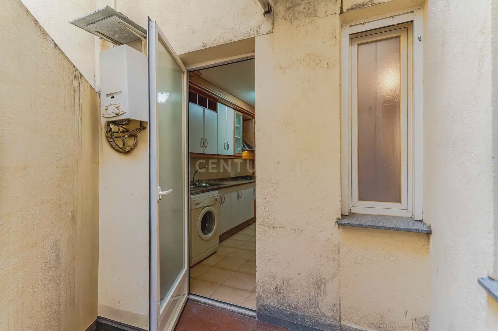 2 bedroom Apartment for sale in Las Gabias with garage - € 129,900 (Ref: 9763445)