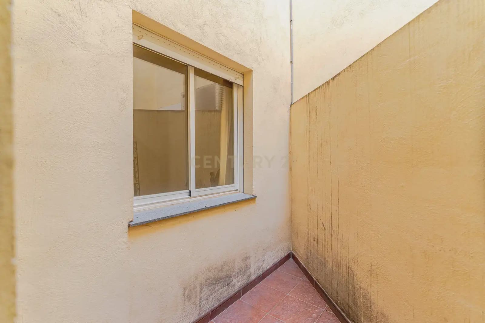 2 bedroom Apartment for sale in Las Gabias with garage - € 129,900 (Ref: 9763445)