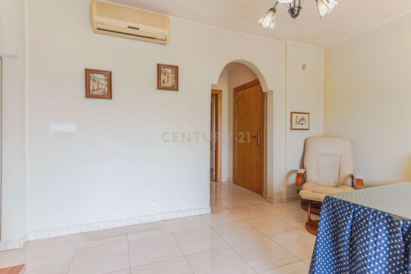 2 bedroom Apartment for sale in Las Gabias with garage - € 129,900 (Ref: 9763445)