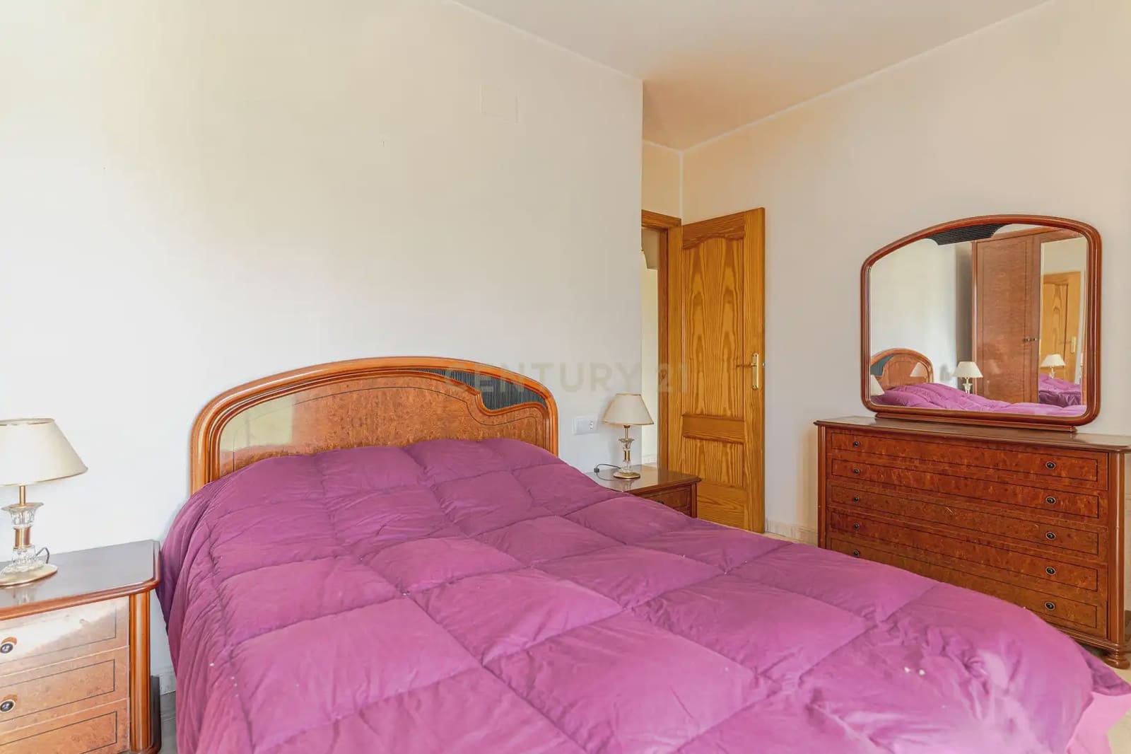 2 bedroom Apartment for sale in Las Gabias with garage - € 129,900 (Ref: 9763445)