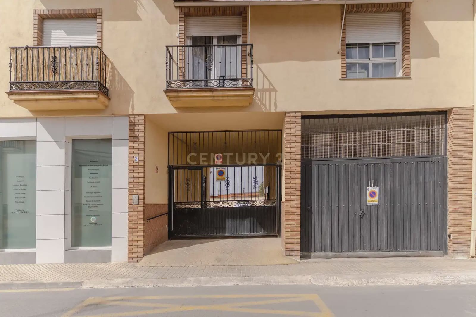 2 bedroom Apartment for sale in Las Gabias with garage - € 129,900 (Ref: 9763445)