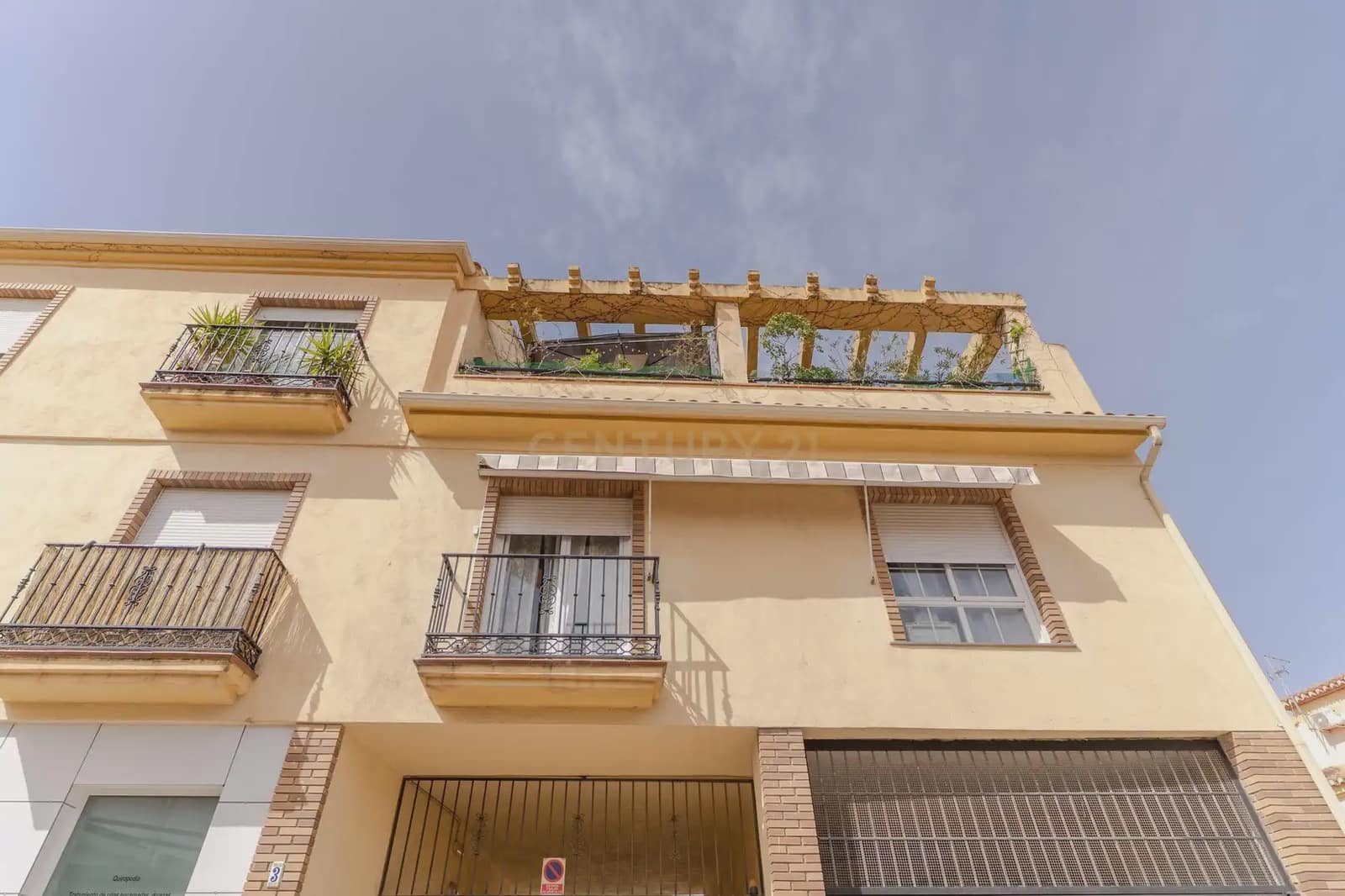 2 bedroom Apartment for sale in Las Gabias with garage - € 129,900 (Ref: 9763445)