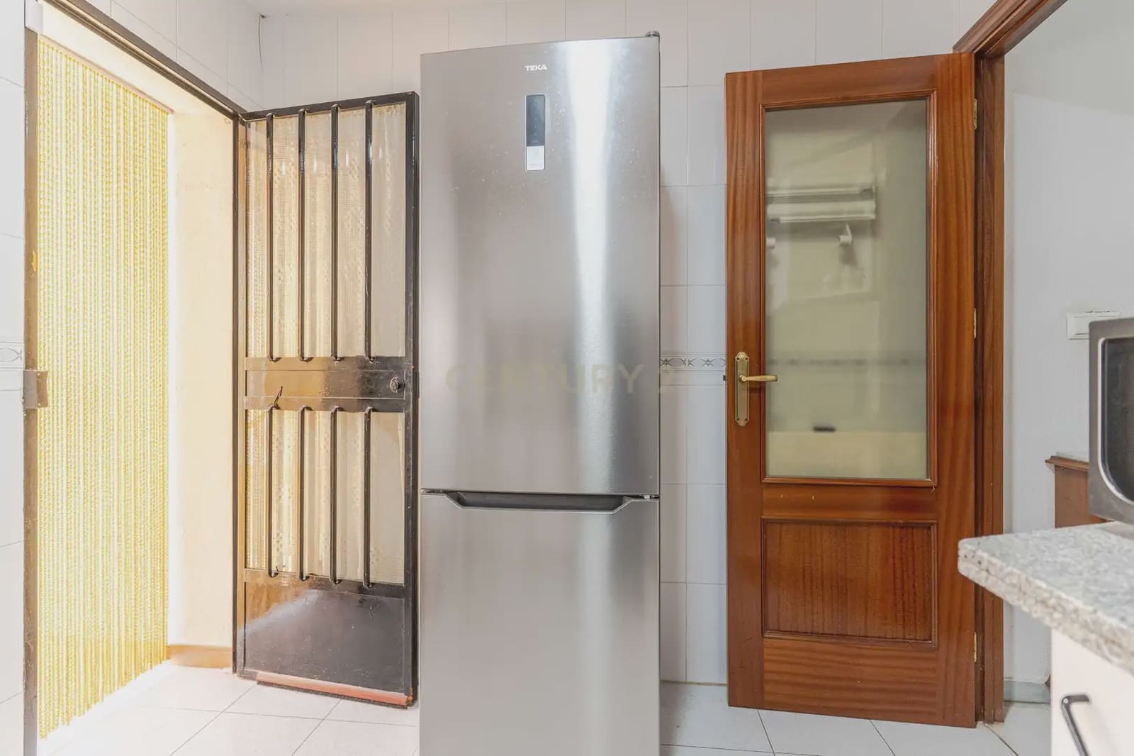 4 slaapkamer Huis te koop in Durcal met garage - € 155.000 (Ref: 9765290)