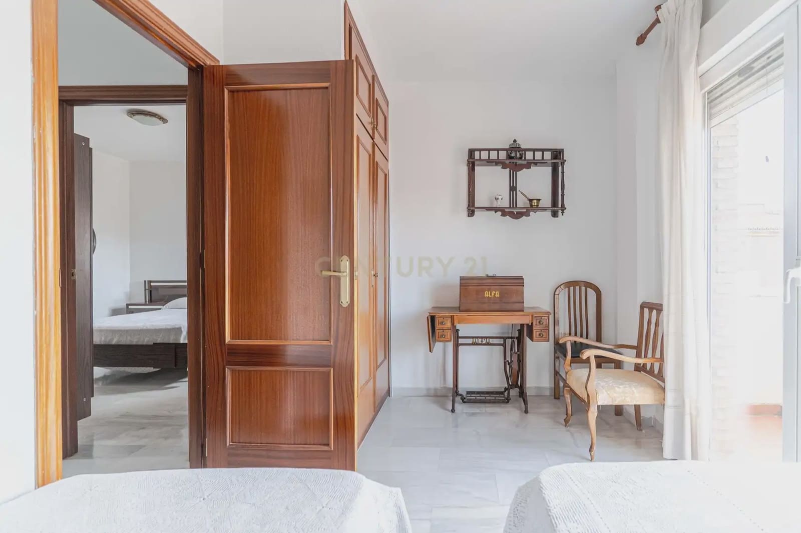 4 slaapkamer Huis te koop in Durcal met garage - € 155.000 (Ref: 9765290)