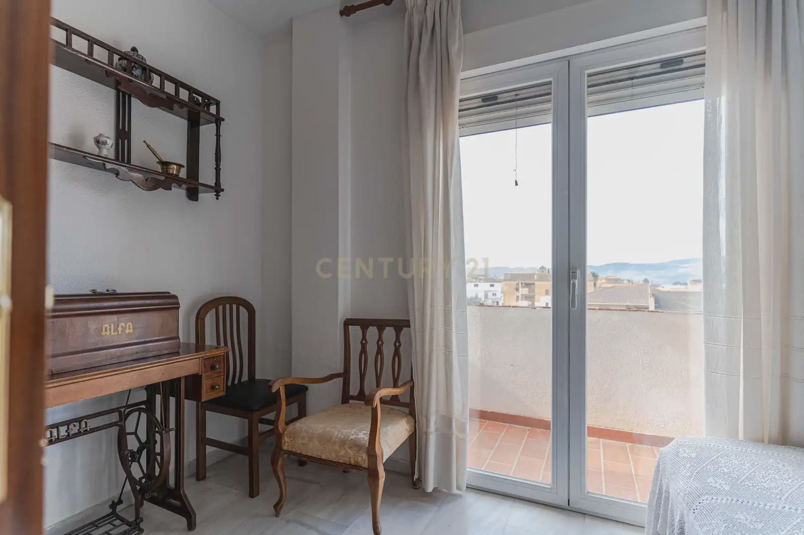 4 slaapkamer Huis te koop in Durcal met garage - € 155.000 (Ref: 9765290)