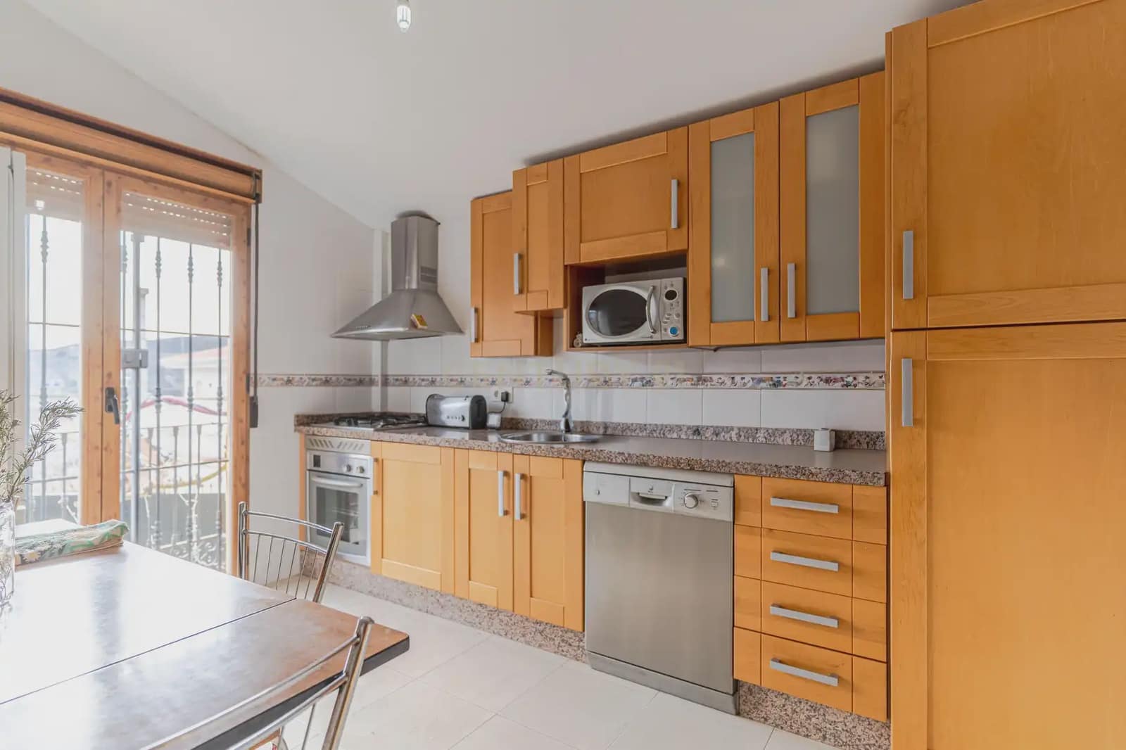 3 sovrum Finca/Hus på landet till salu i Durcal - 389 000 € (Ref: 9768979)