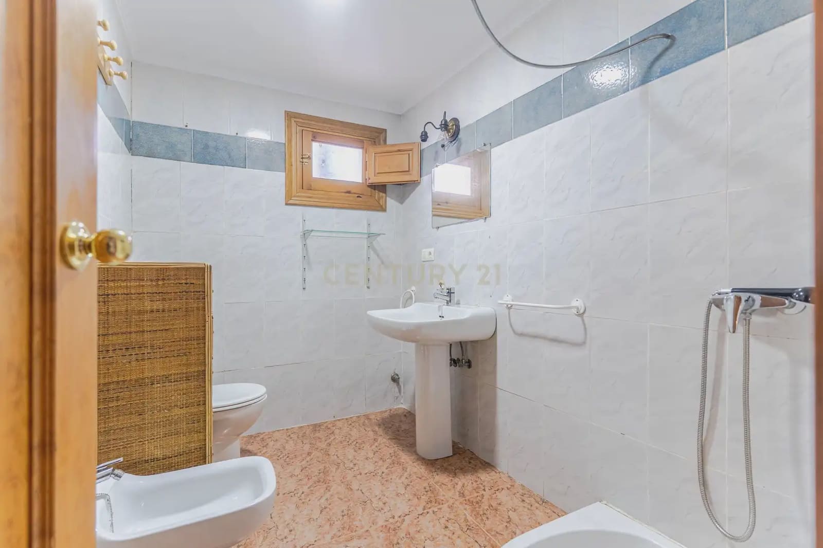 1 bedroom Finca/Country House for sale in Portugos - € 155,000 (Ref: 9769092)