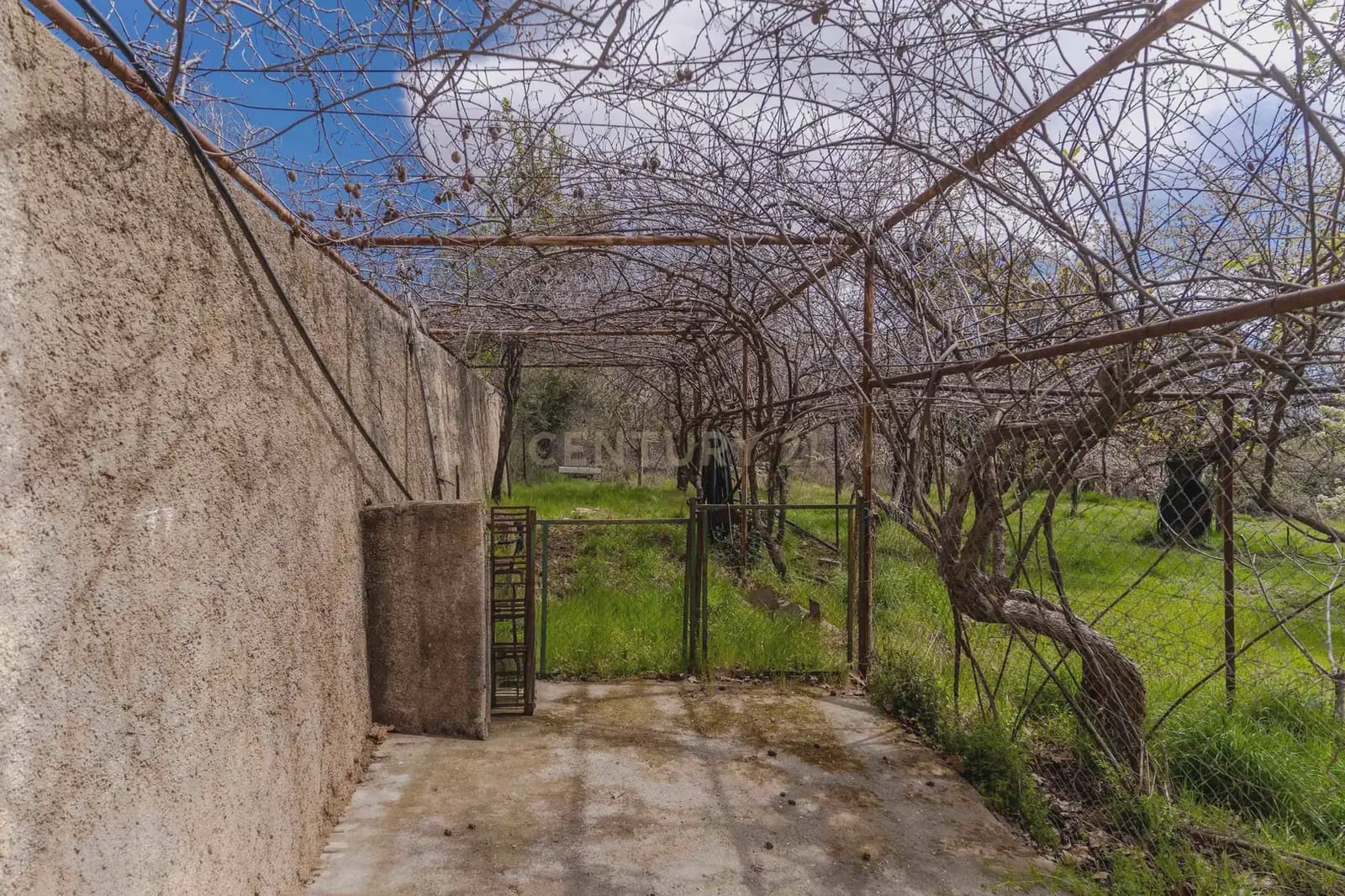 1 bedroom Finca/Country House for sale in Portugos - € 155,000 (Ref: 9769092)