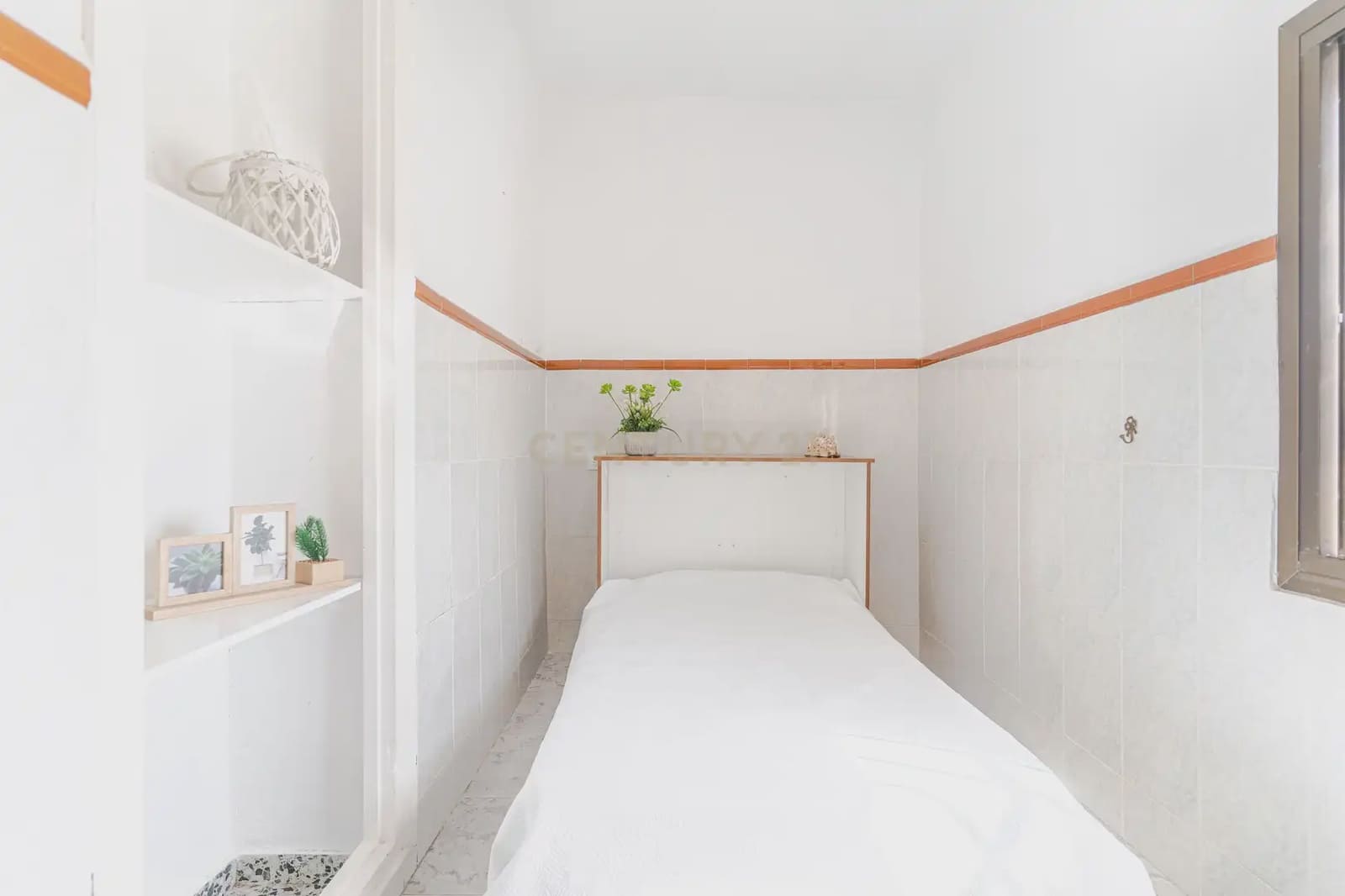 2 bedroom Townhouse for sale in Salobrena - € 176,000 (Ref: 9769999)