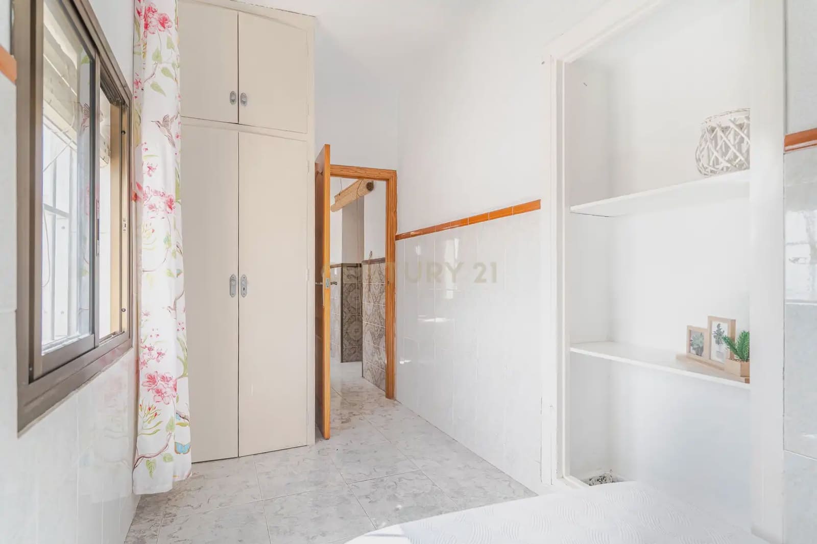 2 bedroom Townhouse for sale in Salobrena - € 176,000 (Ref: 9769999)