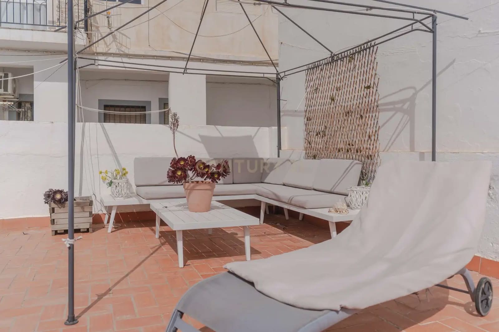 2 bedroom Townhouse for sale in Salobrena - € 176,000 (Ref: 9769999)