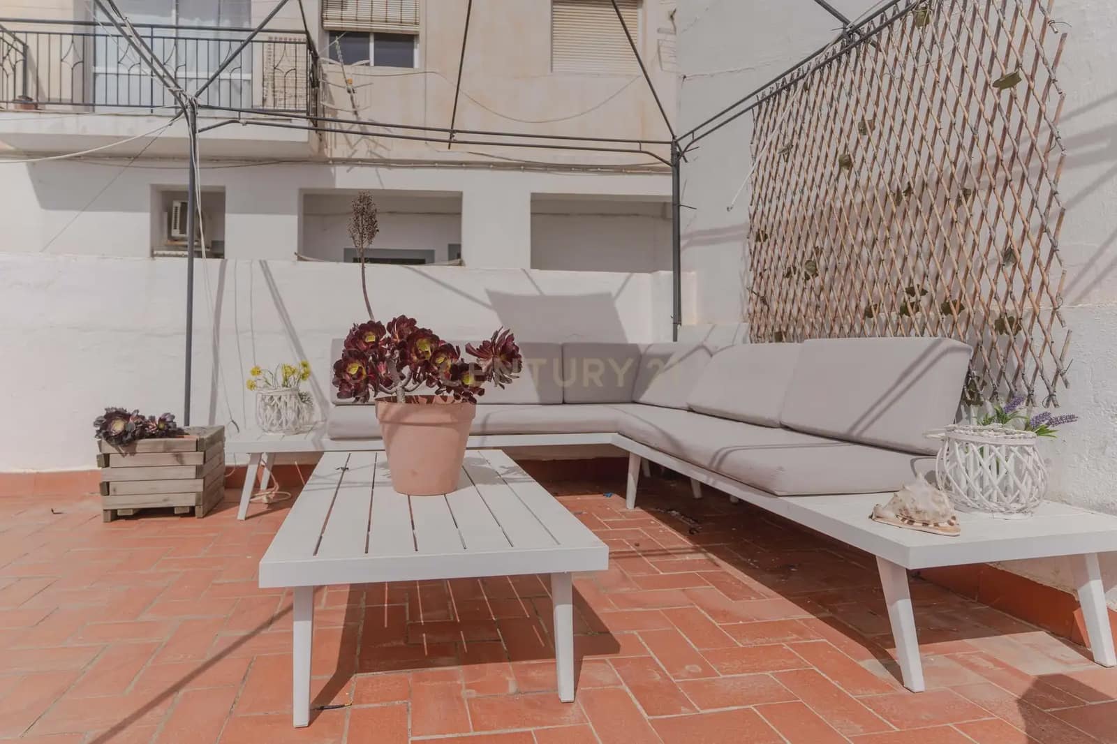 2 bedroom Townhouse for sale in Salobrena - € 176,000 (Ref: 9769999)