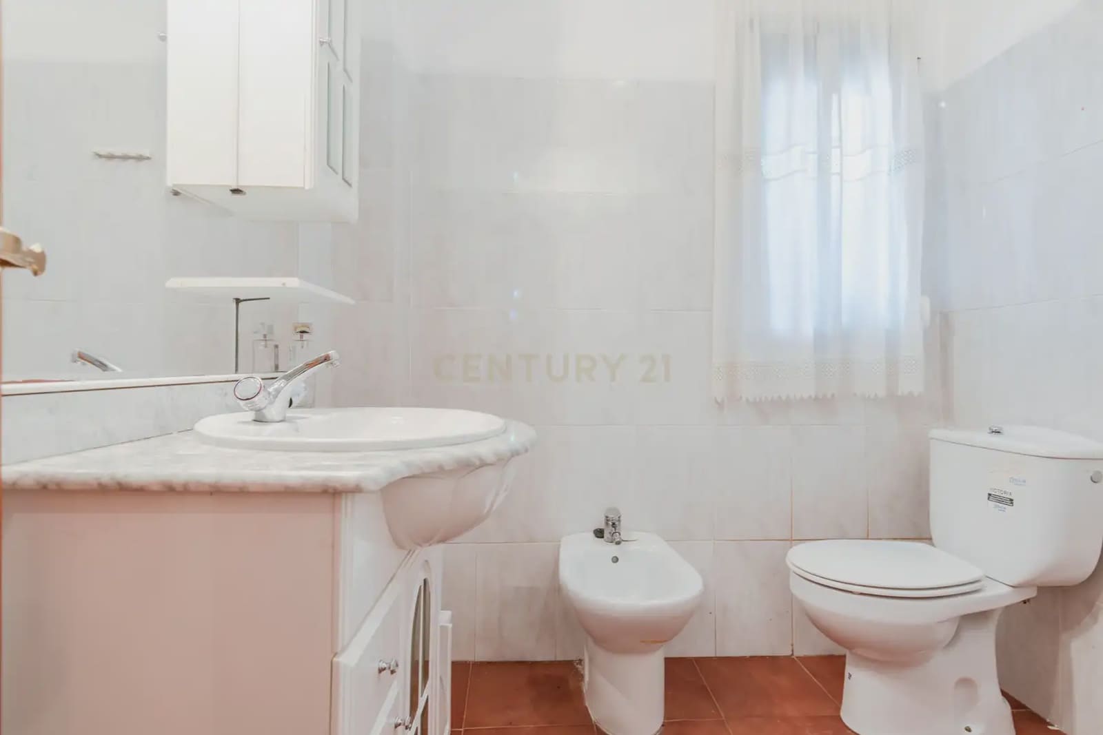 2 slaapkamer Finca/Landhuis te koop in Velez de Benaudalla - € 72.000 (Ref: 9770117)