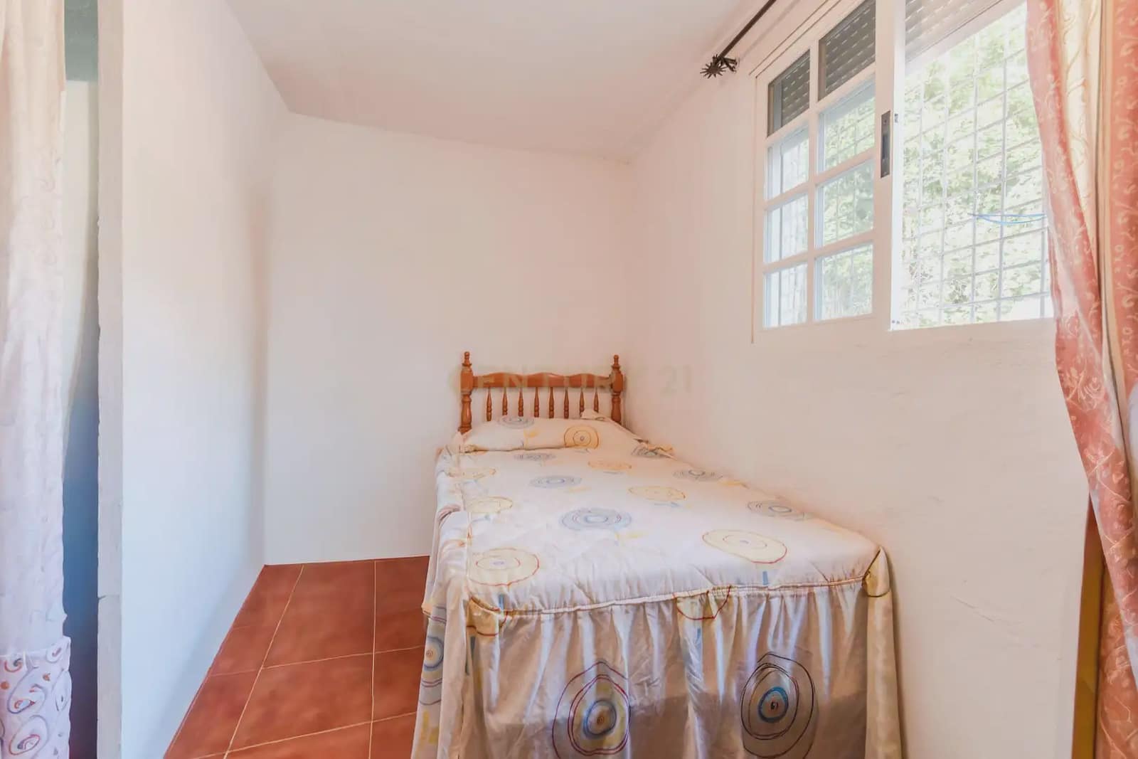 2 slaapkamer Finca/Landhuis te koop in Velez de Benaudalla - € 72.000 (Ref: 9770117)