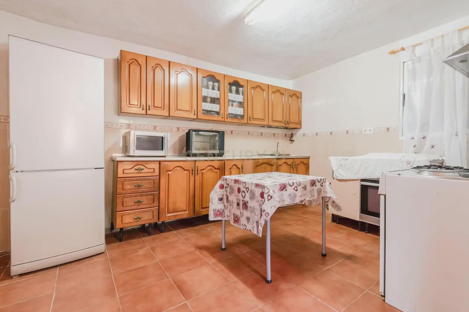 2 slaapkamer Finca/Landhuis te koop in Velez de Benaudalla - € 72.000 (Ref: 9770117)