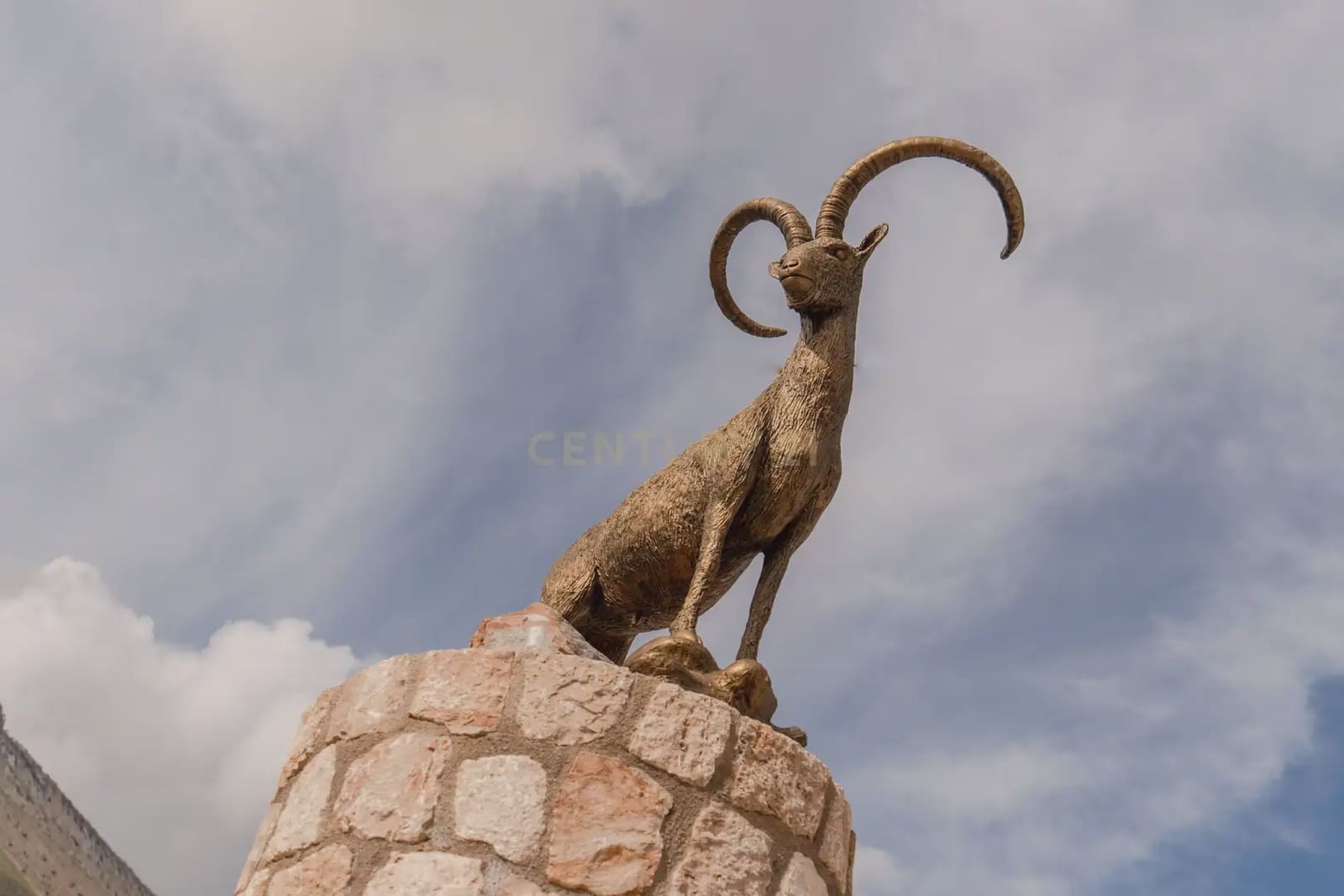 2 slaapkamer Finca/Landhuis te koop in Velez de Benaudalla - € 72.000 (Ref: 9770117)