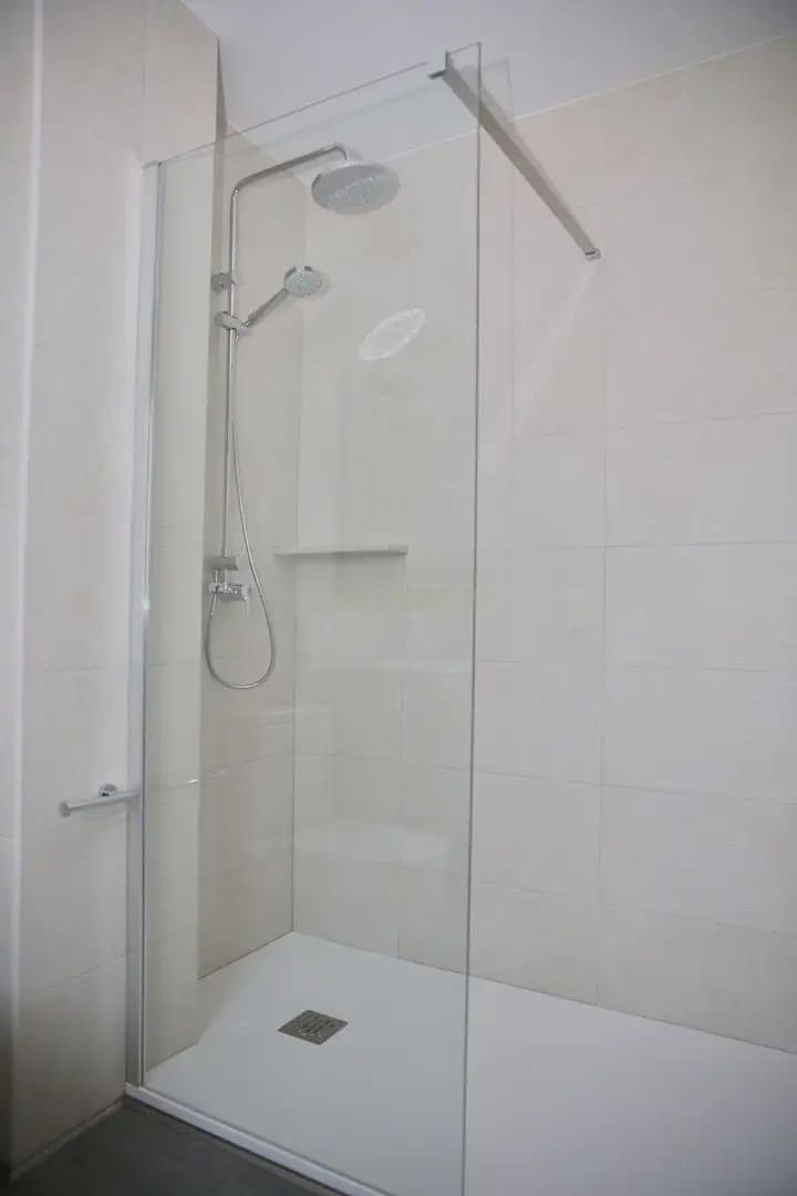 2 Zimmer Apartment zu vermieten in La Zubia mit Garage - 700 € (Ref: 9781396)