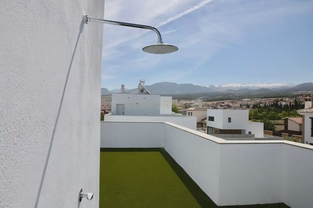 2 Zimmer Apartment zu vermieten in La Zubia mit Garage - 700 € (Ref: 9781396)