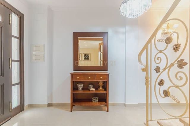 3 camera da letto Casa in vendita in Motril con garage - 330.000 € (Rif: 9793367)