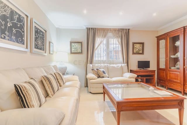 3 camera da letto Casa in vendita in Motril con garage - 330.000 € (Rif: 9793367)