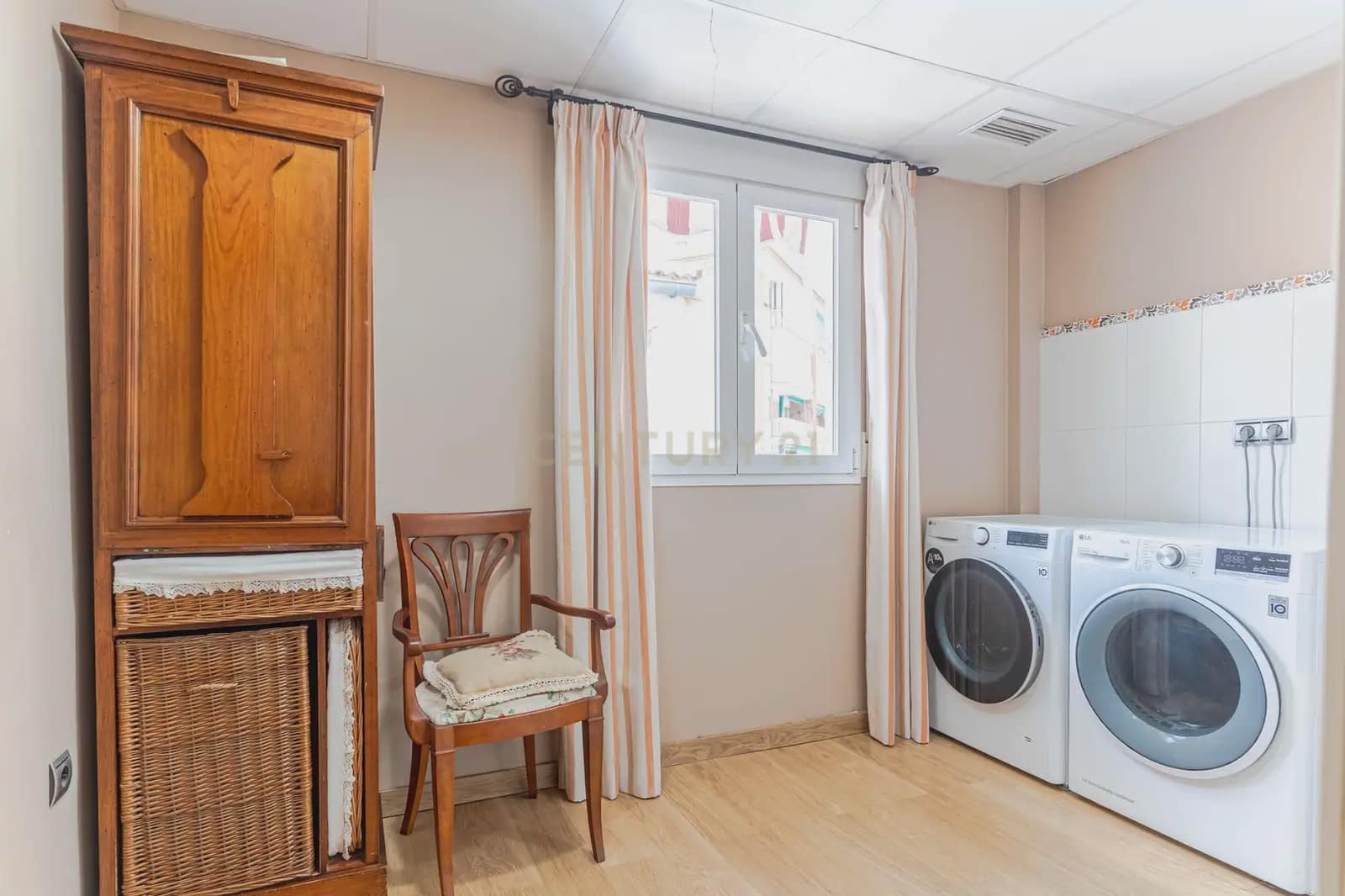 3 Zimmer Haus zu verkaufen in Motril mit Garage - 330.000 € (Ref: 9793367)