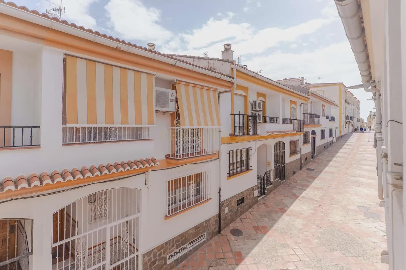 3 Zimmer Haus zu verkaufen in Motril mit Garage - 330.000 € (Ref: 9793367)