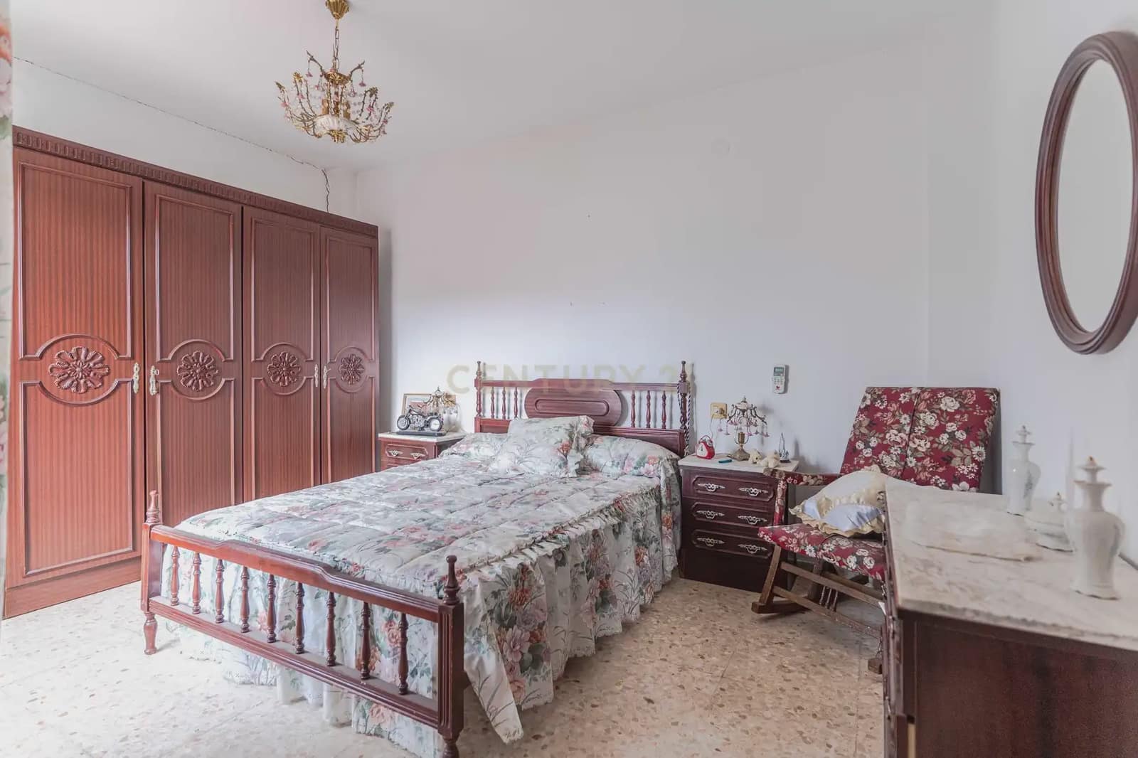 4 makuuhuone Omakotitalo myytävänä paikassa Illora - 85 000 € (Ref: 9793368)