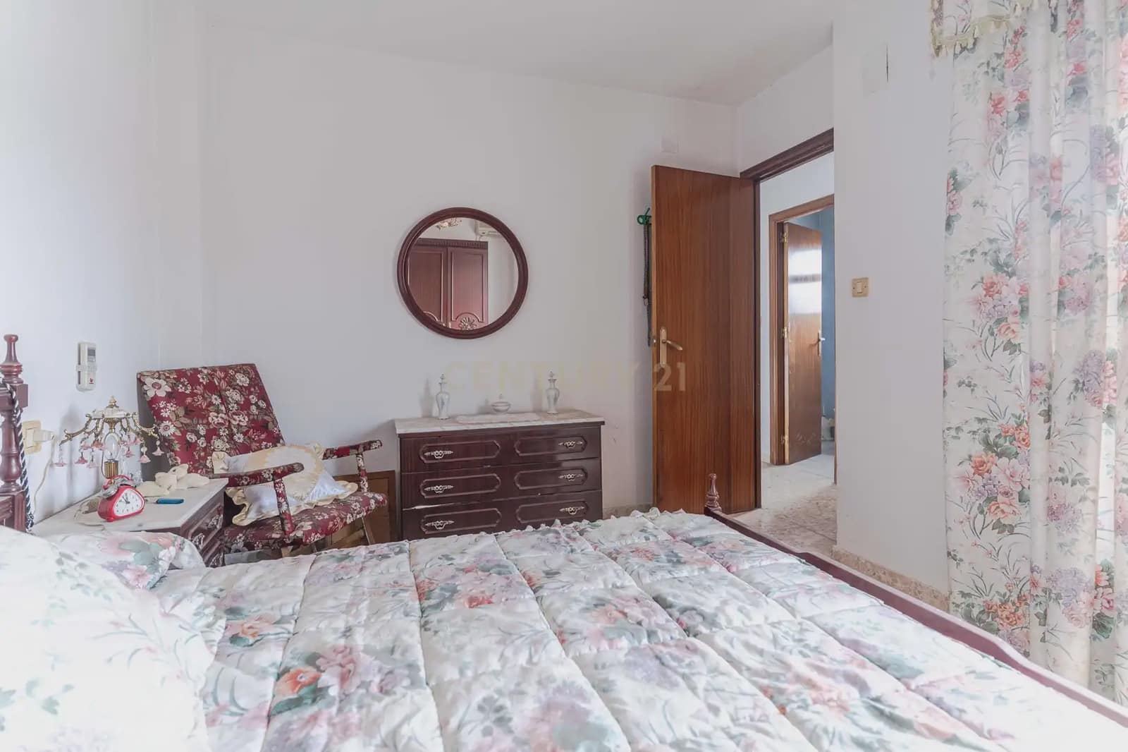 4 makuuhuone Omakotitalo myytävänä paikassa Illora - 85 000 € (Ref: 9793368)