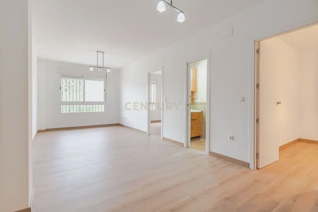 Apartamento de 2 habitaciones en Motril en venta - 99.990 € (Ref: 9802497)