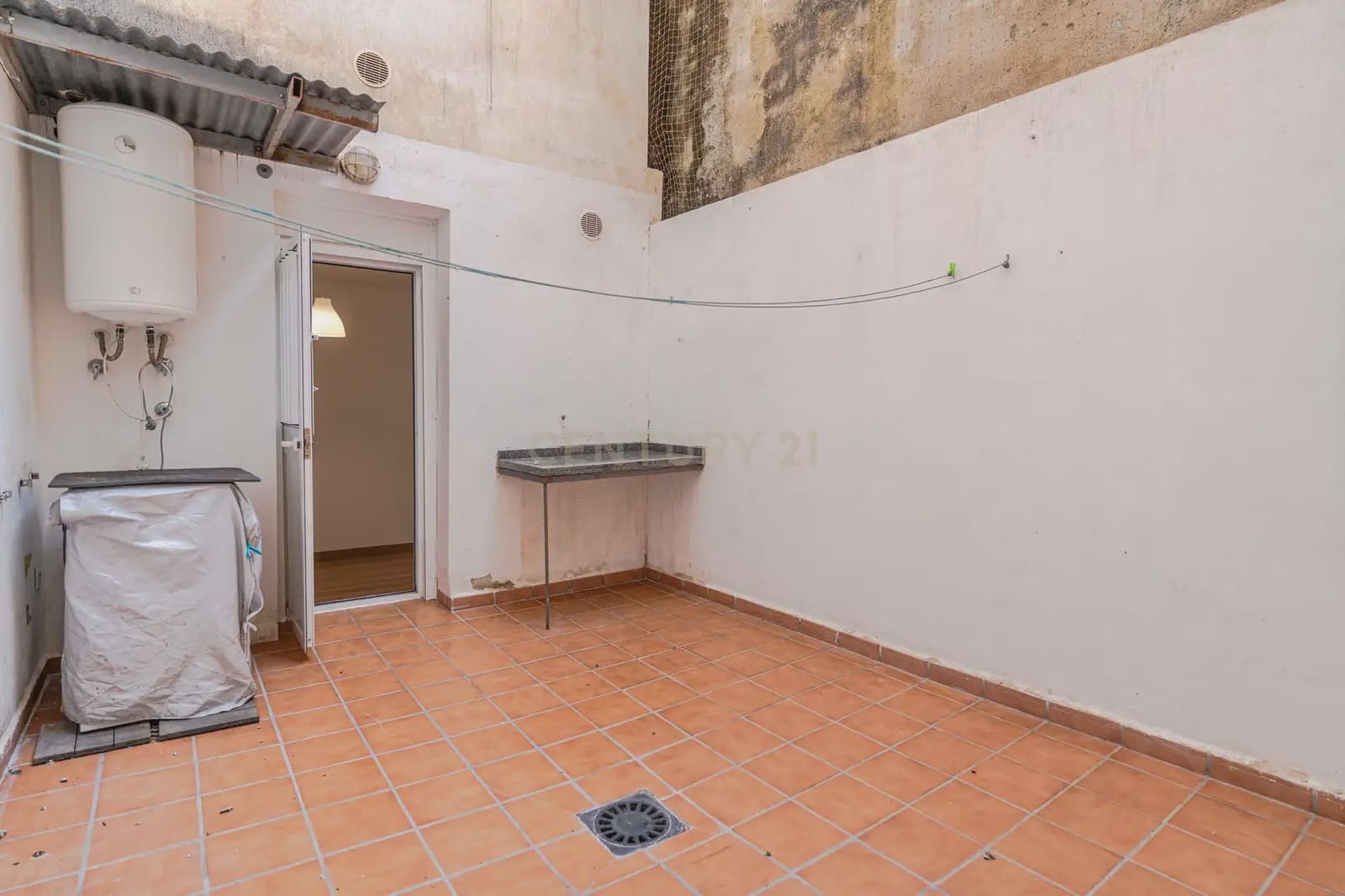 Apartamento de 2 habitaciones en Motril en venta - 99.990 € (Ref: 9802497)