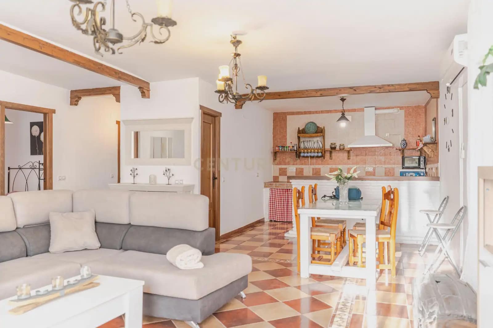 Finca/Casa Rural de 3 habitaciones en Illora en venta con piscina garaje - 220.000 € (Ref: 9802498)