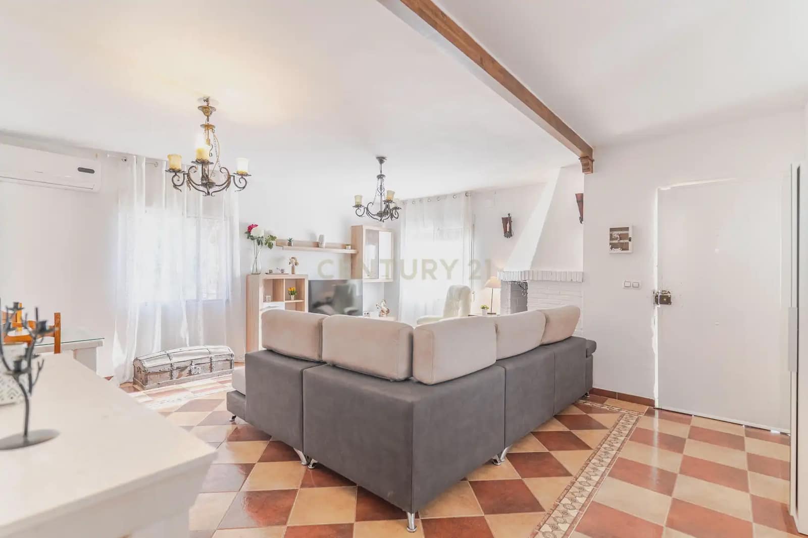 Finca/Casa Rural de 3 habitaciones en Illora en venta con piscina garaje - 220.000 € (Ref: 9802498)