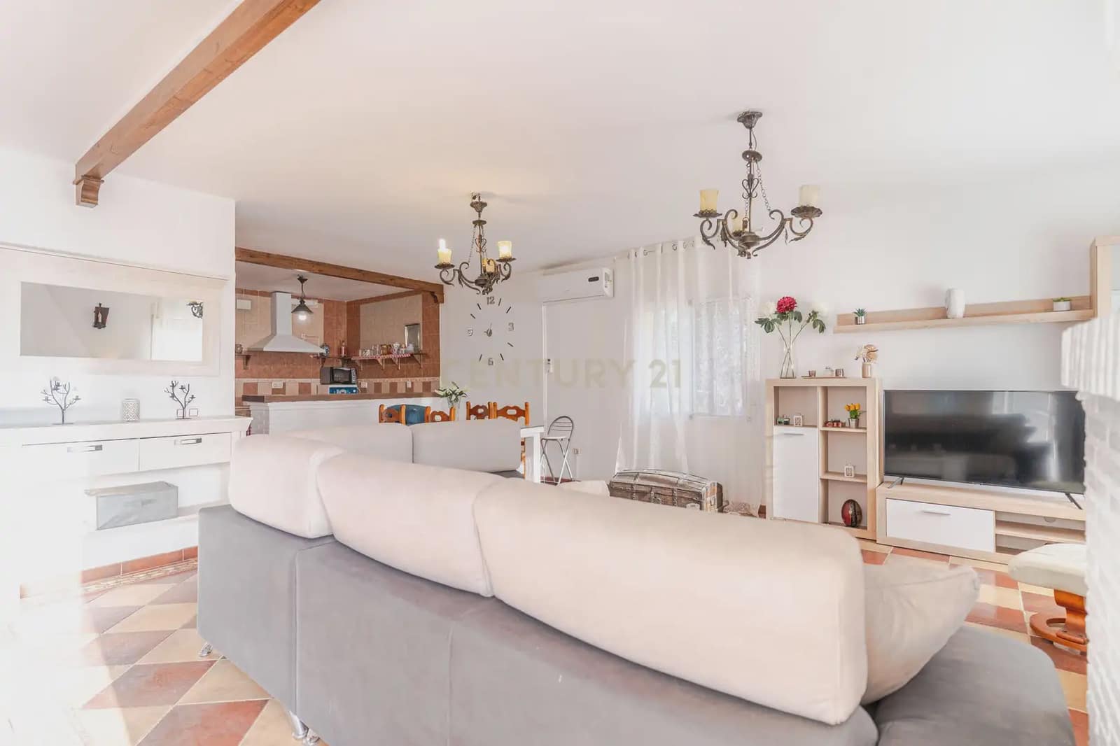 Finca/Casa Rural de 3 habitaciones en Illora en venta con piscina garaje - 220.000 € (Ref: 9802498)