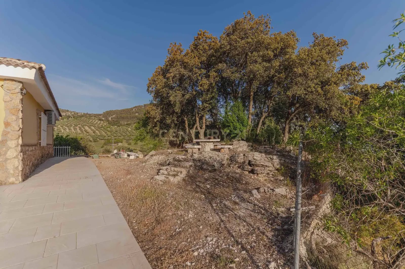 Finca/Casa Rural de 3 habitaciones en Illora en venta con piscina garaje - 220.000 € (Ref: 9802498)