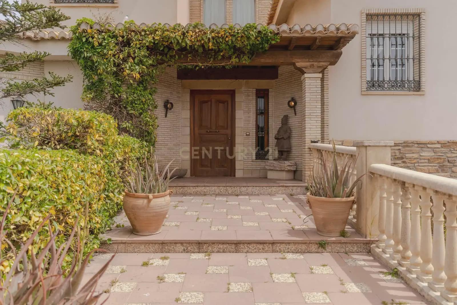 6 soveværelse Villa til salg i Padul med swimmingpool - € 349.900 (Ref: 9802672)