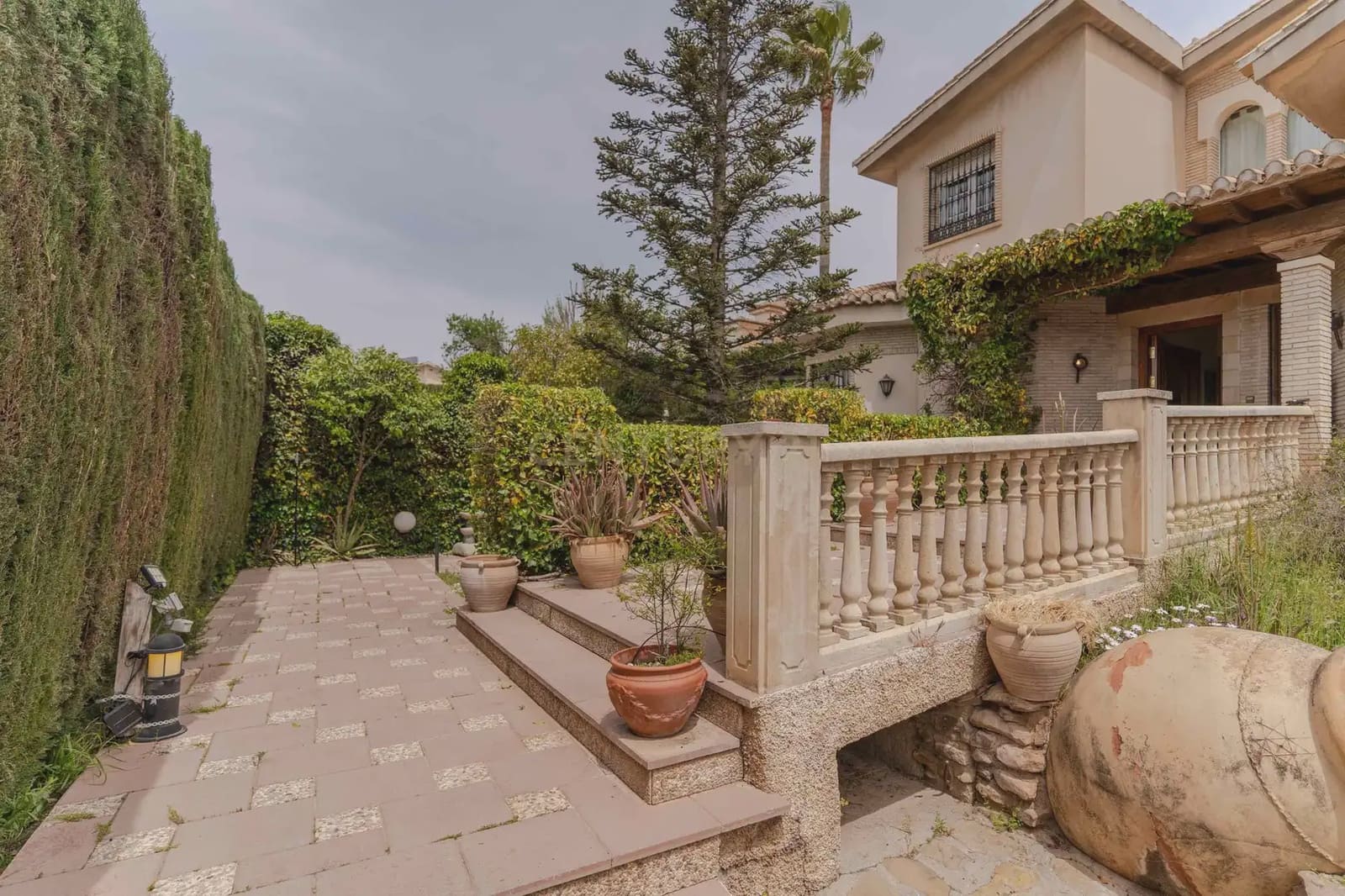 6 soveværelse Villa til salg i Padul med swimmingpool - € 349.900 (Ref: 9802672)