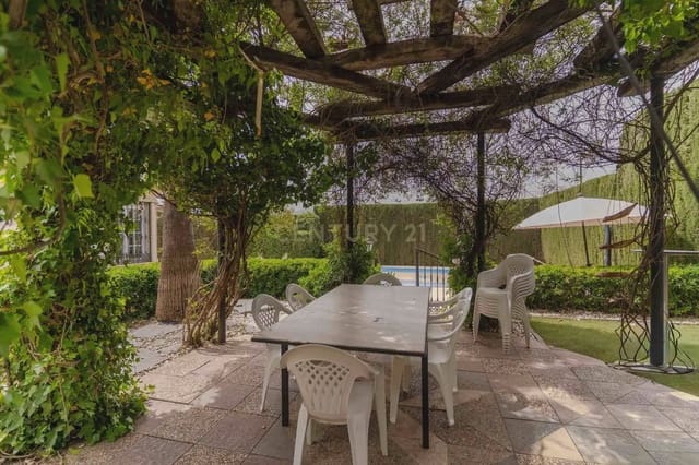 6 soveværelse Villa til salg i Padul med swimmingpool - € 349.900 (Ref: 9802672)